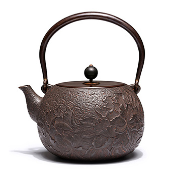 五金优选 茶具茶壶铁壶蝴蝶牡丹1.3L铸铁水壶健康煮茶神器